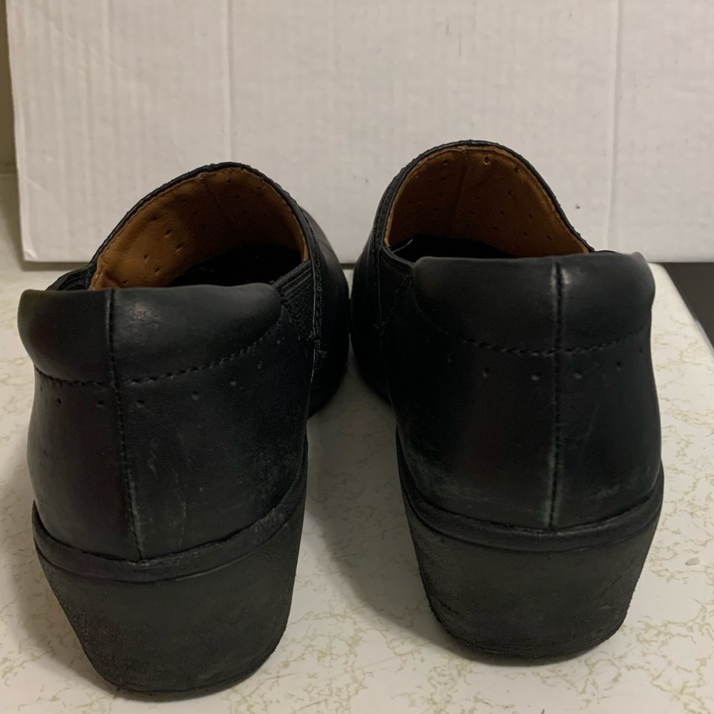 Structured Clark’s Shoes - Picture 10 of 10